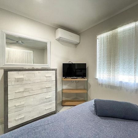 Beach House On Burrum- Close To Beach- 3Br- Wifi-Foxtel Woodgate Luaran gambar