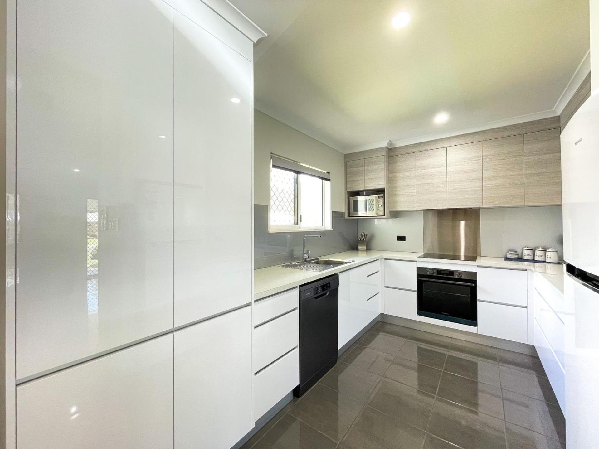 Beach House On Burrum- Close To Beach- 3Br- Wifi-Foxtel Woodgate Luaran gambar