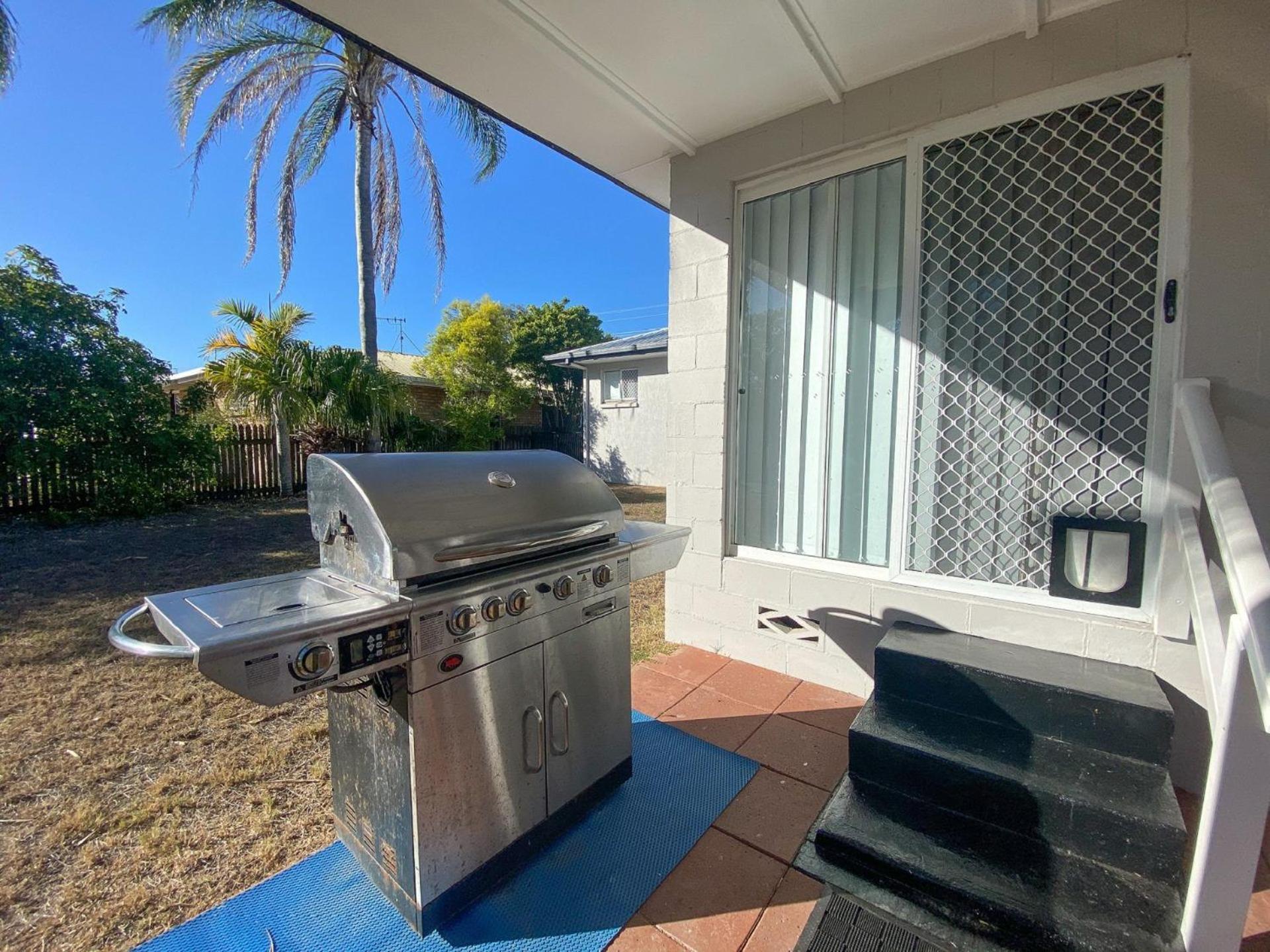 Beach House On Burrum- Close To Beach- 3Br- Wifi-Foxtel Woodgate Luaran gambar