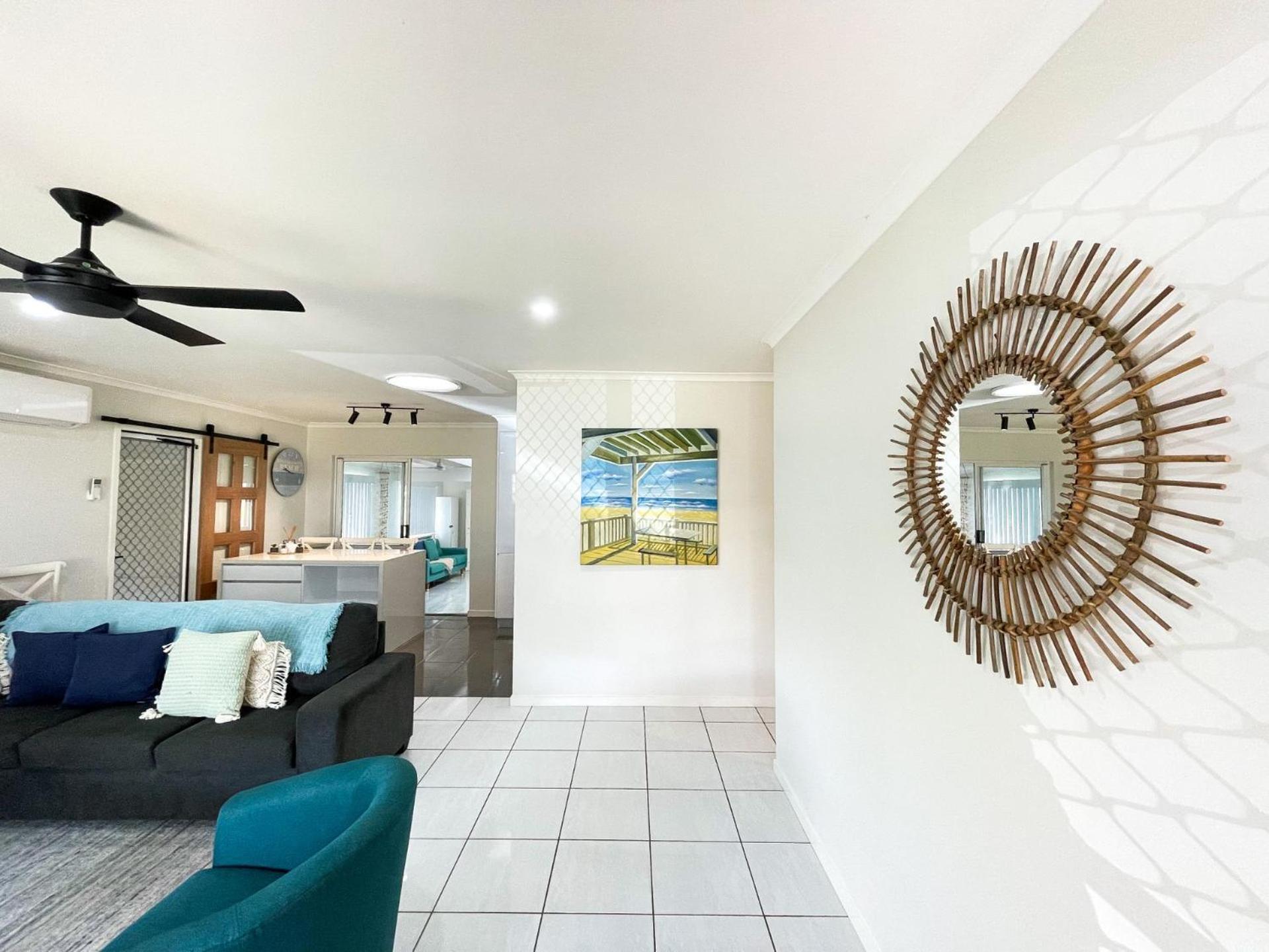Beach House On Burrum- Close To Beach- 3Br- Wifi-Foxtel Woodgate Luaran gambar